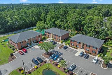 Main picture of Autumn Chase Apartments