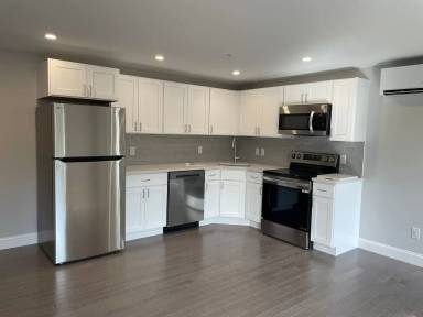 Main picture of 328 Bank St
