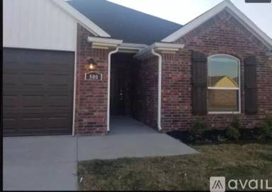 Main picture of 500 Coconut Ln