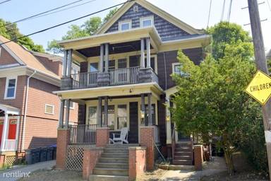 Main picture of 15 Whiting St