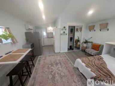 Main picture of 4742 21st Ave N