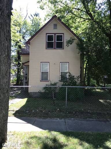Main picture of 211 Mason Ave