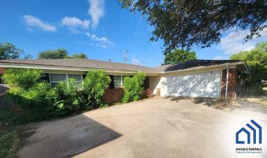 Main picture of 3407 Tanglewood Dr