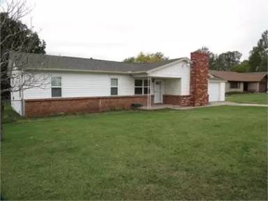 Main picture of 11026 E Draper Ave