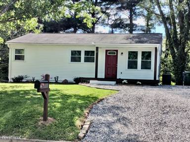 Main picture of 11 Kentucky Dr