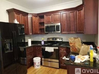 Main picture of 15 Adams St