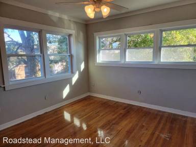 Main picture of 230 Grove St