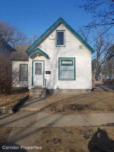 Main picture of 1755 Blair Ave