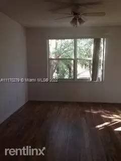 Main picture of 376 SW 122nd Ave