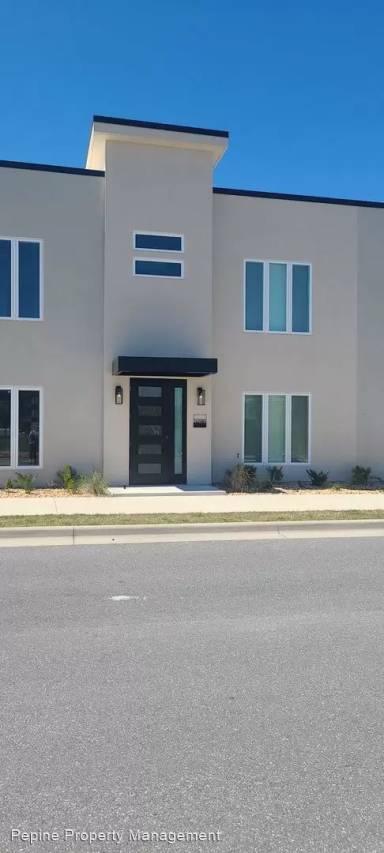 Main picture of 3296 SW 49th Ter