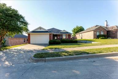 Main picture of 10332 Trevino Ln