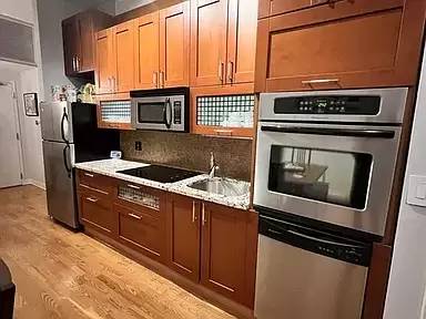 Main picture of 660 W Wayman St