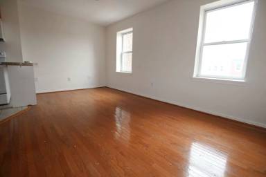 Main picture of 2829 West Girard - 3