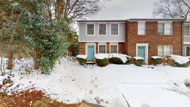 Main picture of 1211 Scaleybark Rd