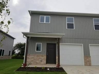 Main picture of 6823 SW Devotion Ave