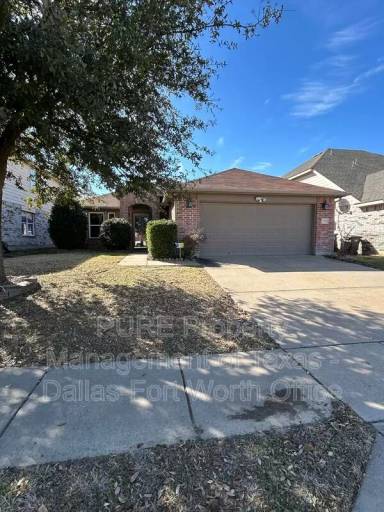 Main picture of 7628 Hollow Forest Dr