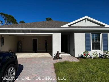 Main picture of 3086 Gillot Blvd
