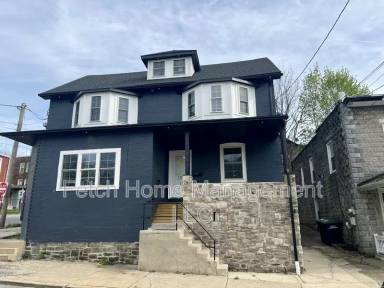 Main picture of 218 Walnut St