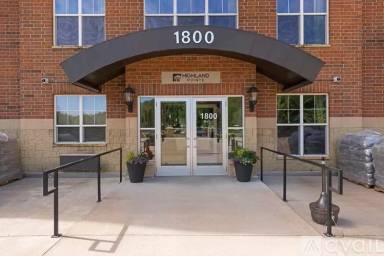 Main picture of Highland Pointe