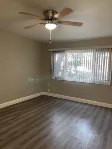 Main picture of 5499 Claremont Ave