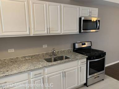 Main picture of 5720 S Michigan Ave