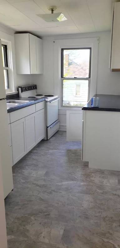 Main picture of 212 Beckley Ave