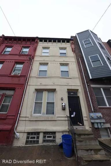 Main picture of 1940 N Gratz St