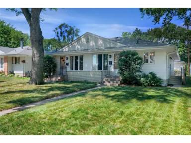 Main picture of 4359 Toledo Ave N