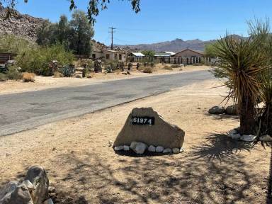 Main picture of 61974 Sunburst Cir