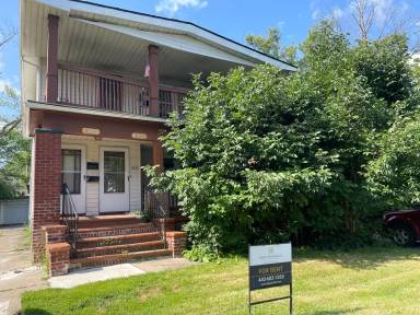 Main picture of 3428 Altamont Ave