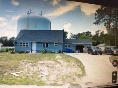 Main picture of 104 Geissinger Ave