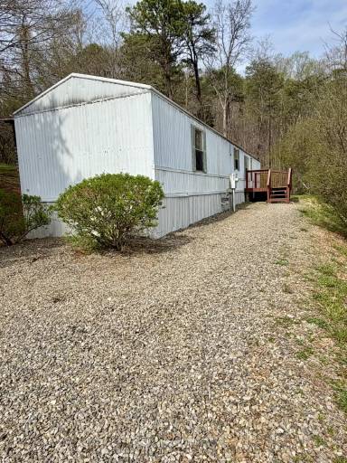 Main picture of 41 Windy Hill Rd