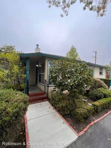 Main picture of 1770 Woodside Rd