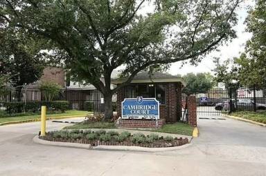 Main picture of Cambridge Court Condominiums