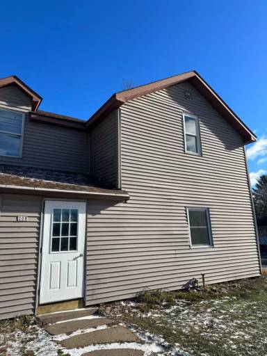 Main picture of 208 S Andrews Ave