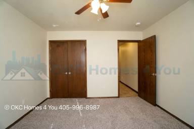 Main picture of 10632 NW 40th St