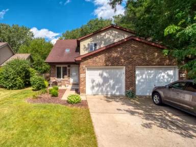 Main picture of 1514 Peachtree Ln