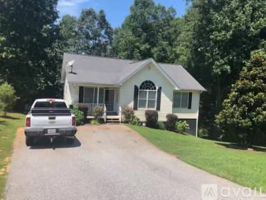 Main picture of 330 Cedar Springs Ln
