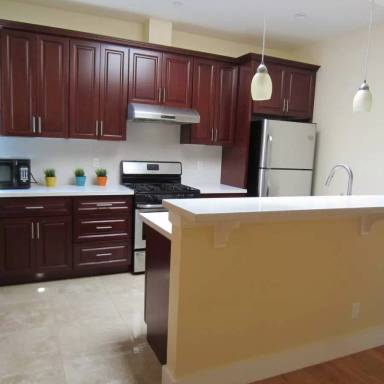 Main picture of 101 Leland Ave