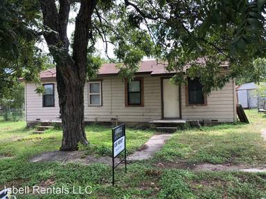 Main picture of 315 W Lincoln Ave
