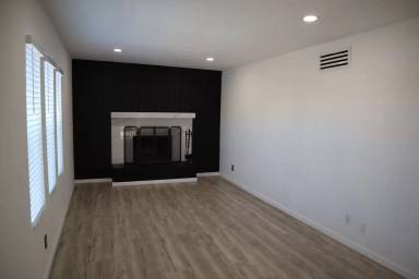 Main picture of 396 Judd St