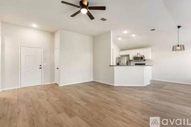 Main picture of 3101 Lance Ln