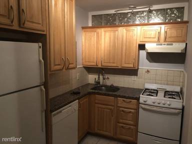 Main picture of 313 Avenue C