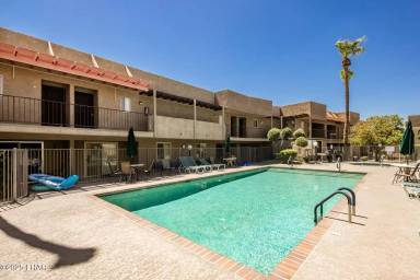 Main picture of 256 Lake Havasu Ave S