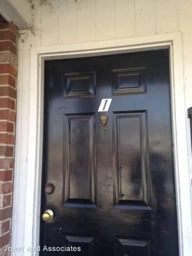 Main picture of 284 Bloomfield St