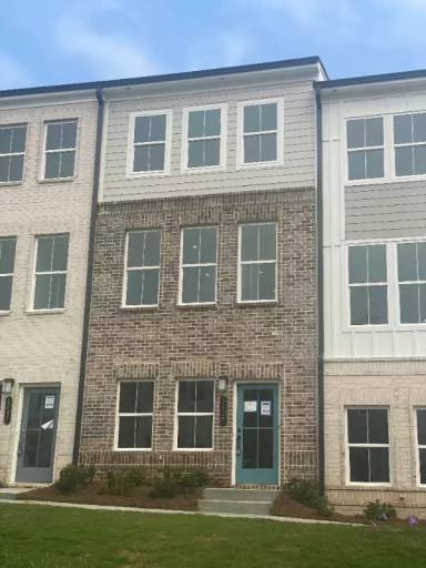 Main picture of 2635 Creekside Dr NW
