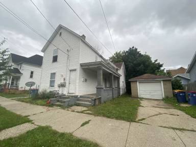 Main picture of 612 Pettibone Ave NW
