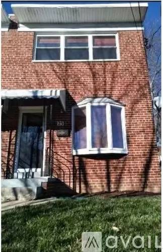 Main picture of 23 Underwood St NW
