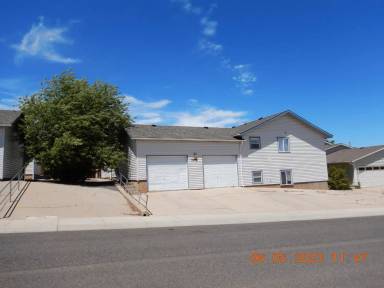 Main picture of 1166 N 19th St