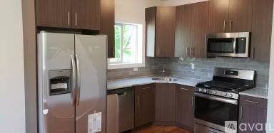 Main picture of 7 Tanglewood Dr